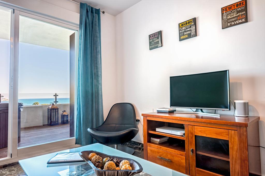 Carvajal Luxury Apartments - Free Parking 푸엔히롤라 외부 사진